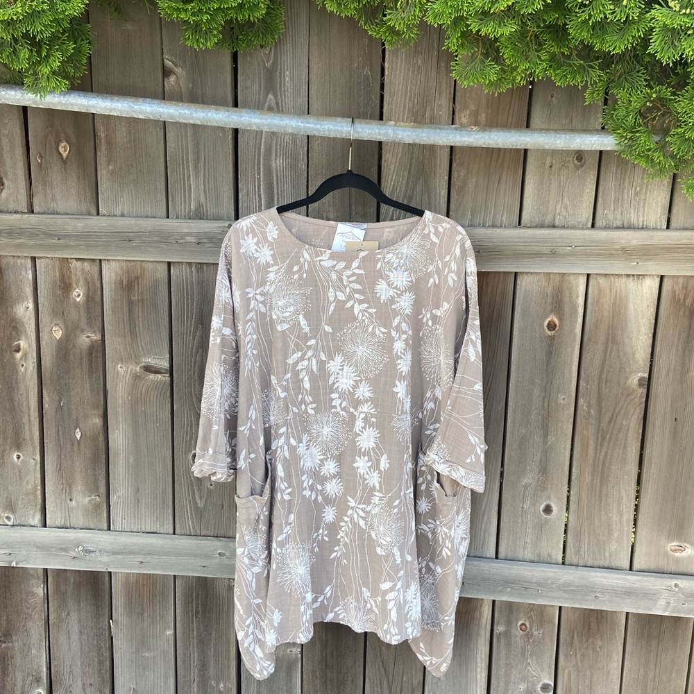 Oversized Floral Print Tan Top